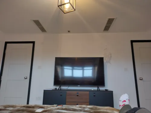 Daikin ceiling inlet and outlet grilles in Victorian Hove home