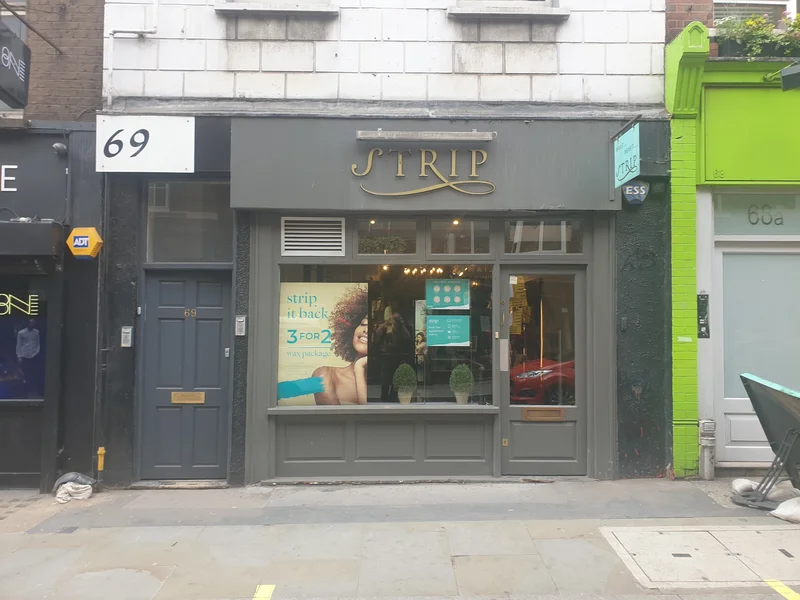 Shopfront Before – Grey Sign